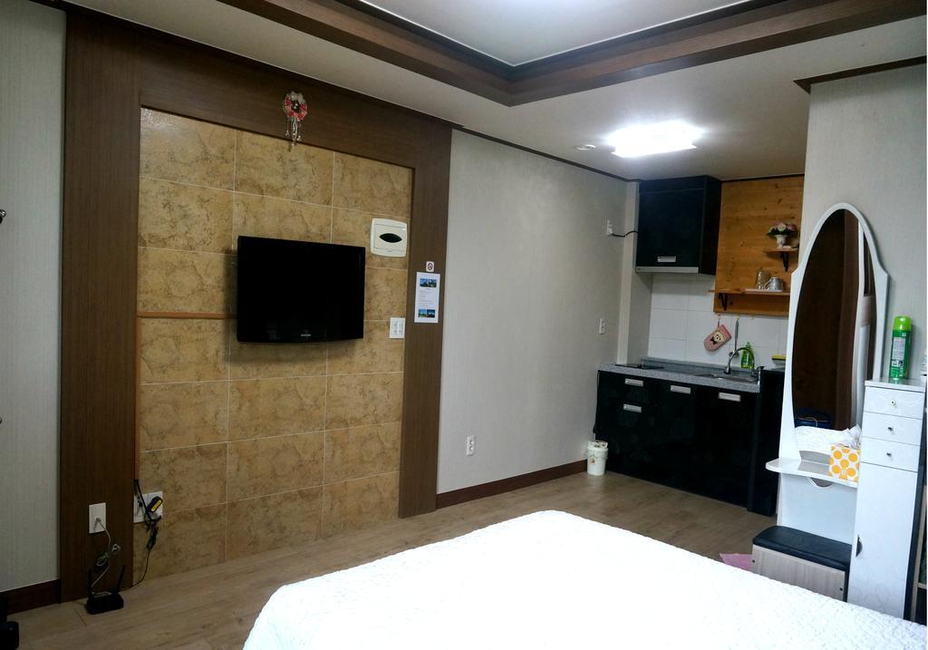 Nattrang Pension เมืองเชจู ภายนอก รูปภาพ
