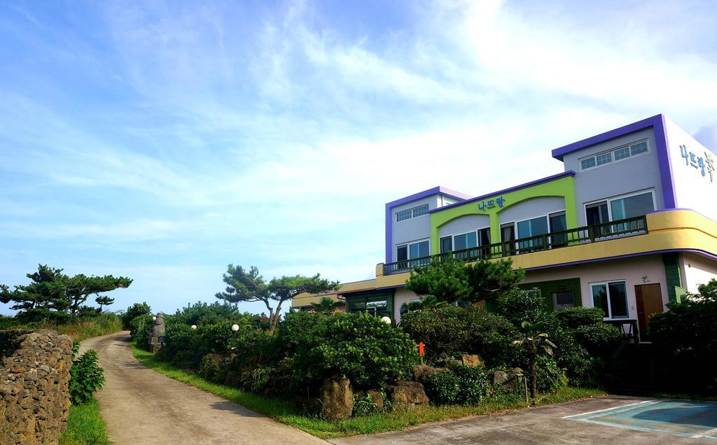 Nattrang Pension เมืองเชจู ภายนอก รูปภาพ
